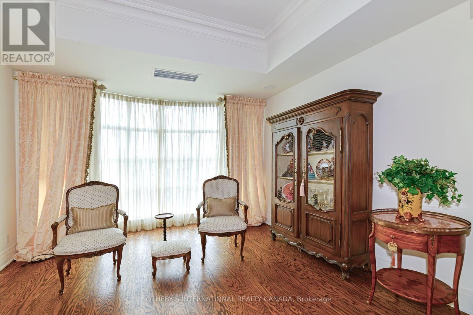 905 - 33 Delisle Avenue, Toronto, Ontario  M4V 3C7 - Photo 5 - C12493794