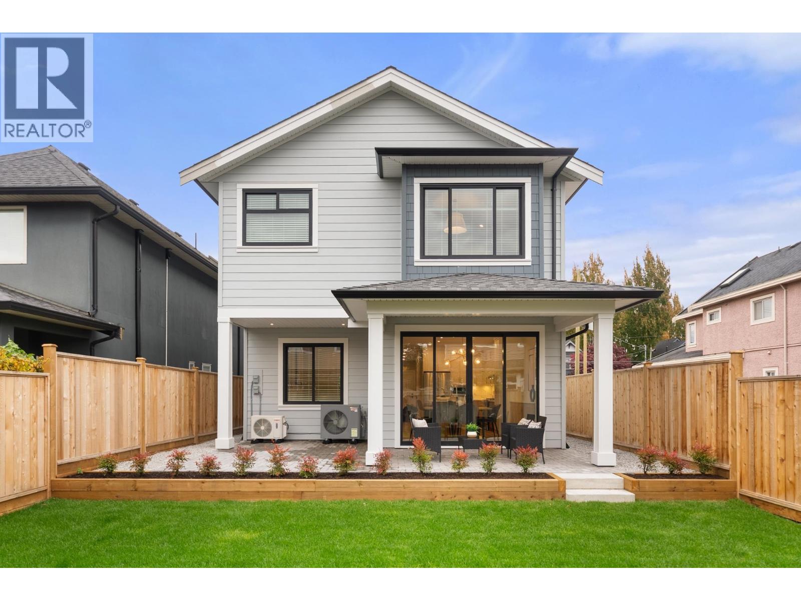 4880 GARRY STREET, Richmond, British Columbia