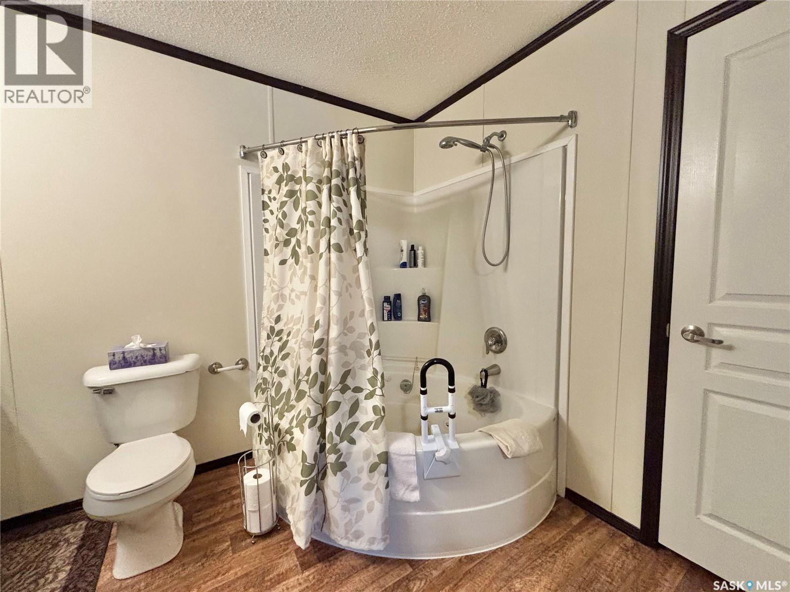 47 Westshore Greens, Yorkton, Saskatchewan  S3N 2V4 - Photo 20 - SK022081