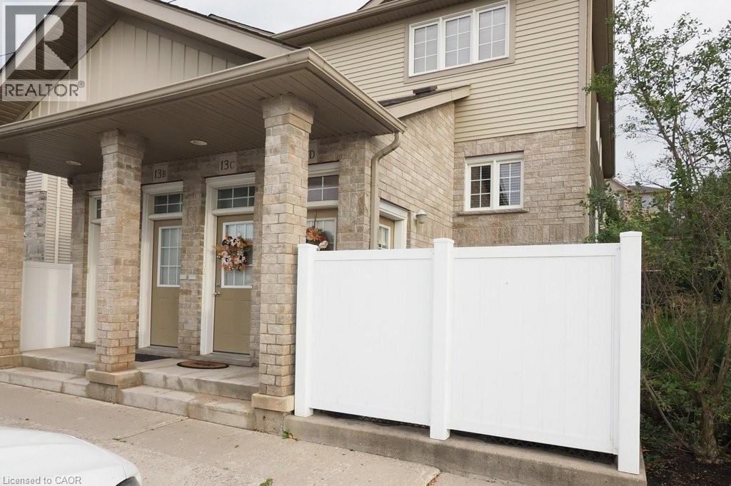 240 Westmeadow Drive Unit# D13, Kitchener, Ontario  N2N 0A1 - Photo 4 - 40772849