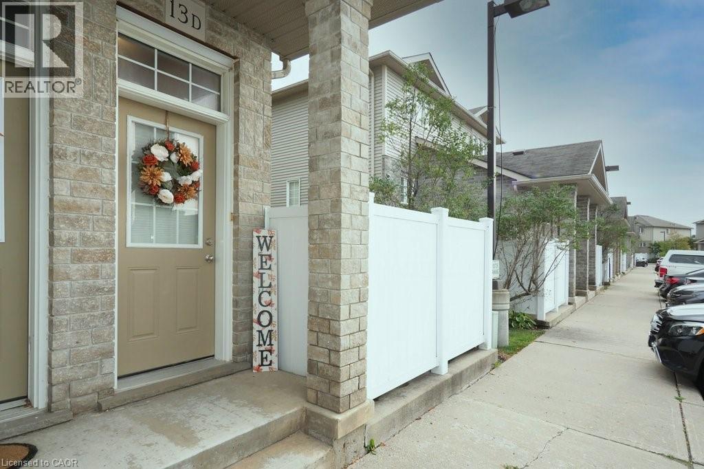 240 Westmeadow Drive Unit# D13, Kitchener, Ontario  N2N 0A1 - Photo 2 - 40772849