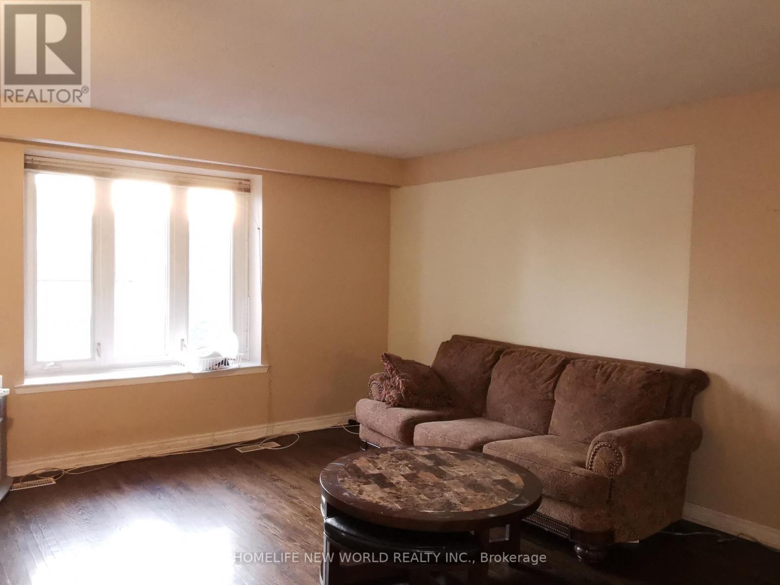 Bedroom - 25 Picola Court, Toronto, Ontario  M2H 2N2 - Photo 8 - C12390366