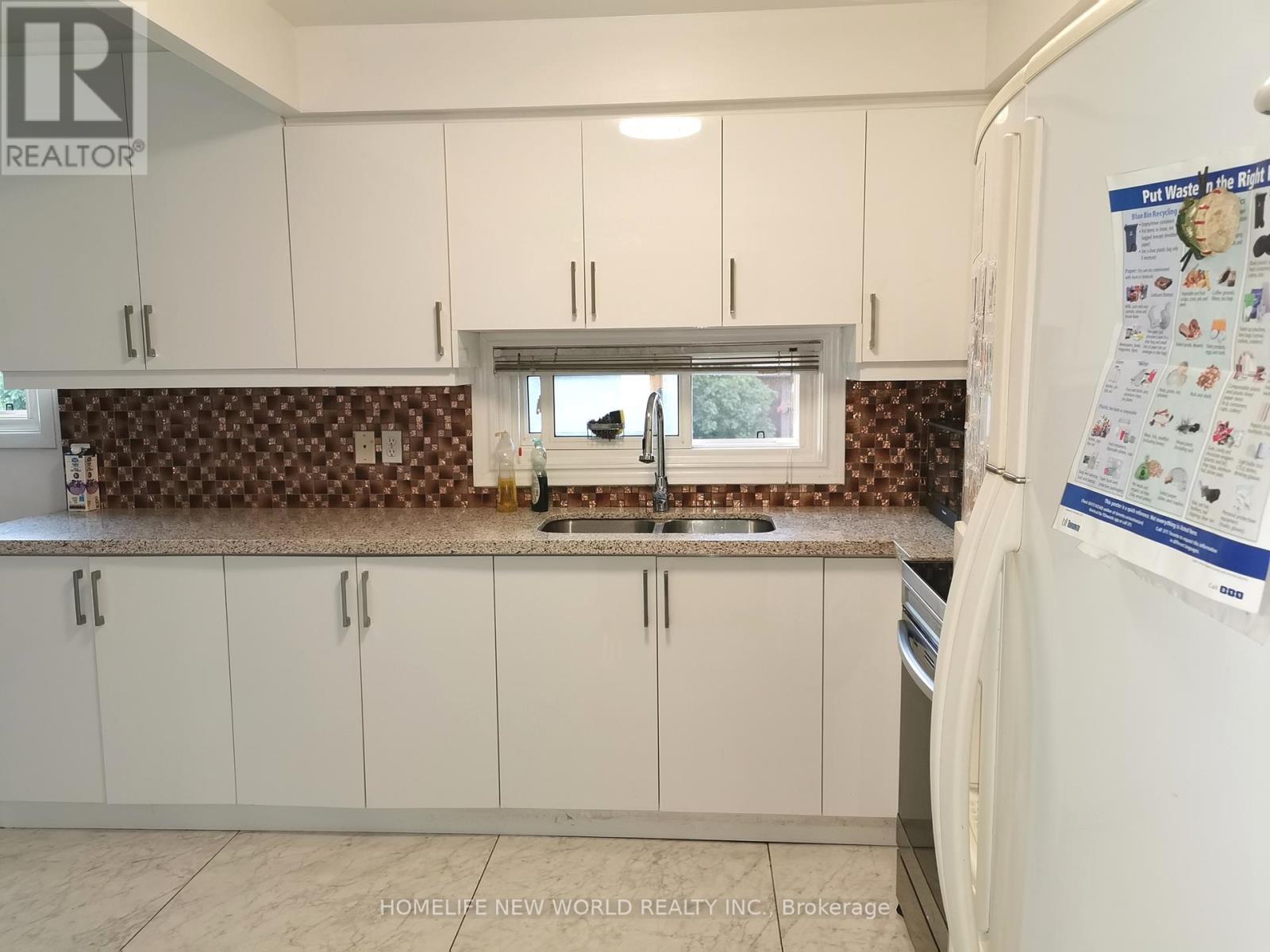 Bedroom - 25 Picola Court, Toronto, Ontario  M2H 2N2 - Photo 5 - C12390366