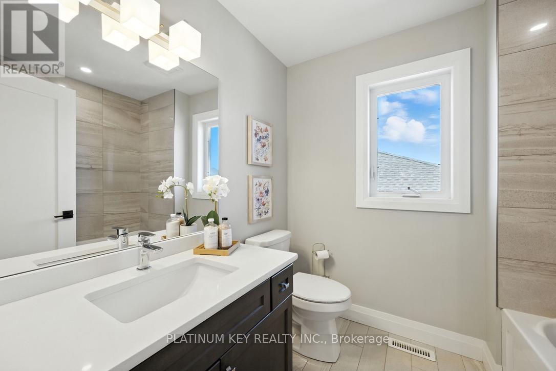 248 Snyders Avenue, Central Elgin, Ontario  N0L 1B0 - Photo 24 - X12493898