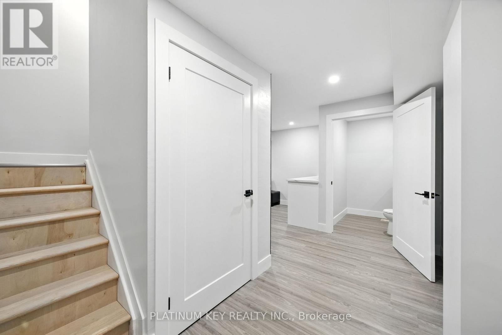 248 Snyders Avenue, Central Elgin, Ontario  N0L 1B0 - Photo 32 - X12493898