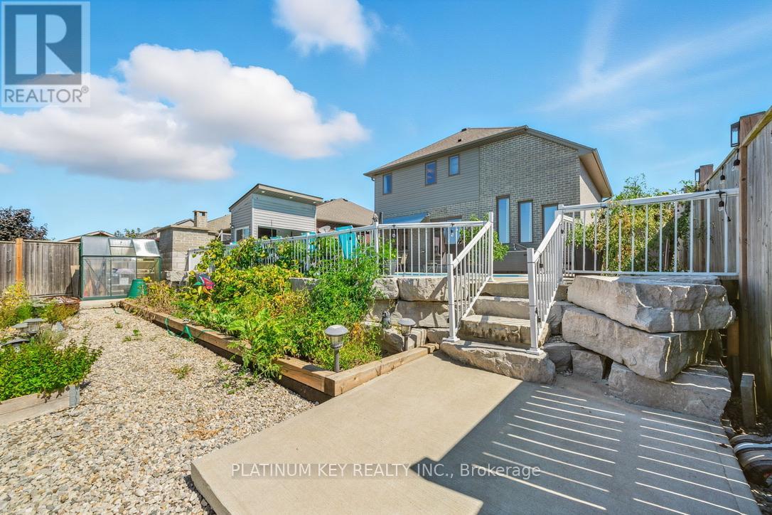 248 Snyders Avenue, Central Elgin, Ontario  N0L 1B0 - Photo 44 - X12493898