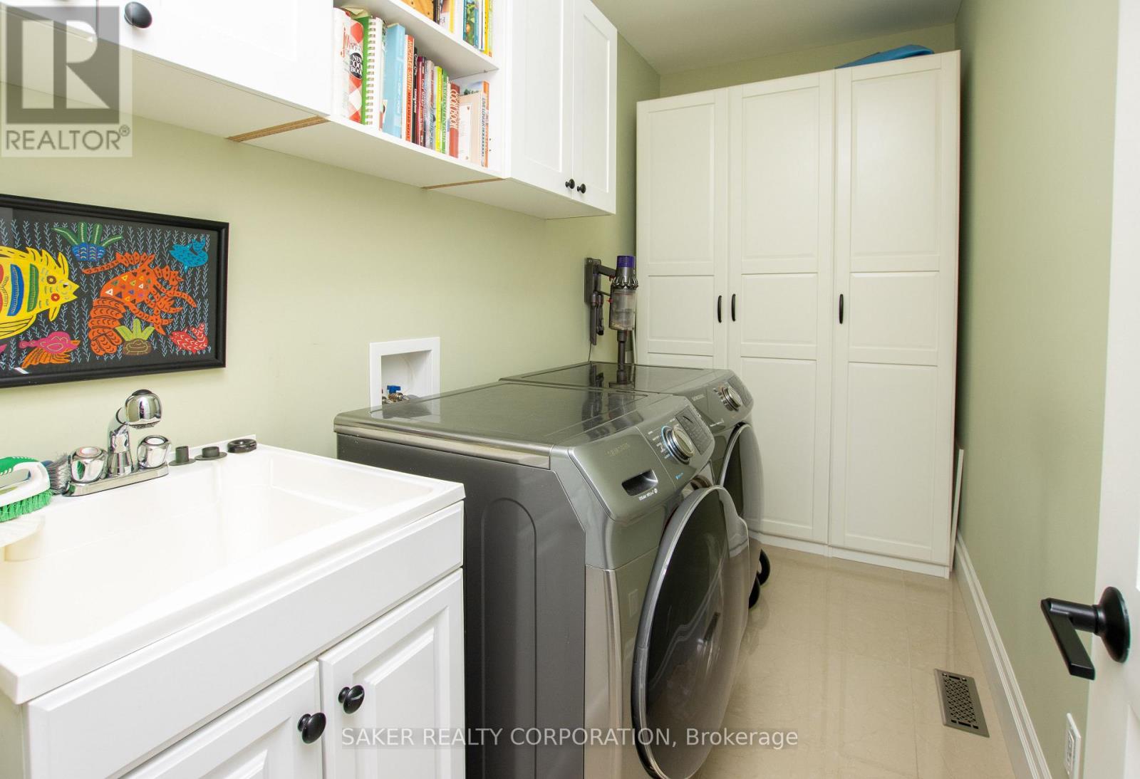 111 Harris Road, Middlesex Centre, Ontario  N0L 1E0 - Photo 18 - X12493924