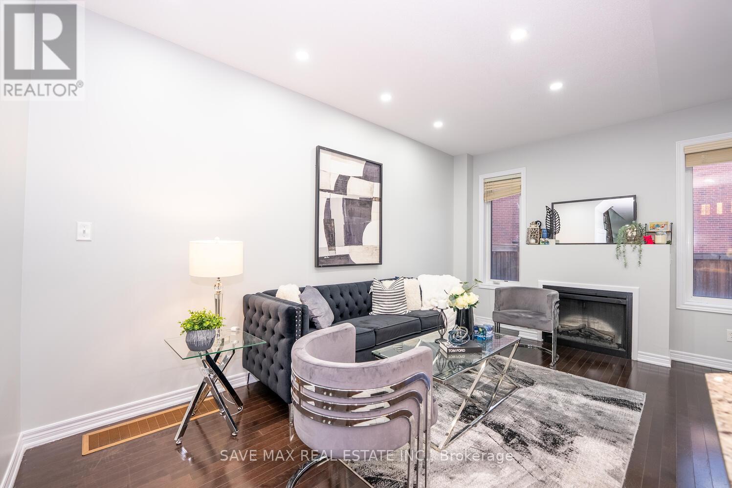 17 Primo Road, Brampton, Ontario  L7A 0Z9 - Photo 10 - W12493776