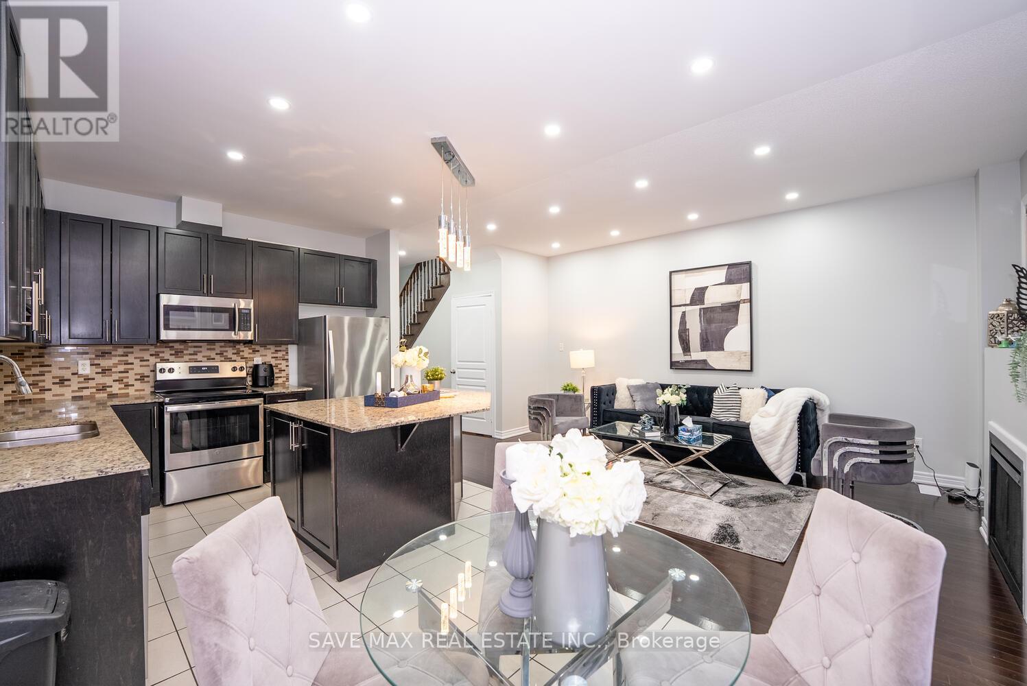 17 Primo Road, Brampton, Ontario  L7A 0Z9 - Photo 12 - W12493776