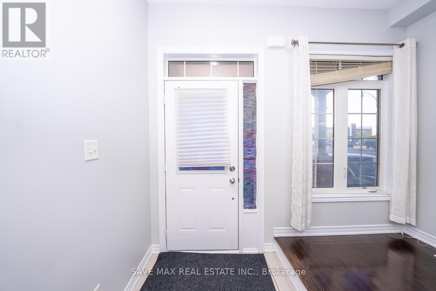 17 Primo Road, Brampton, Ontario  L7A 0Z9 - Photo 3 - W12493776