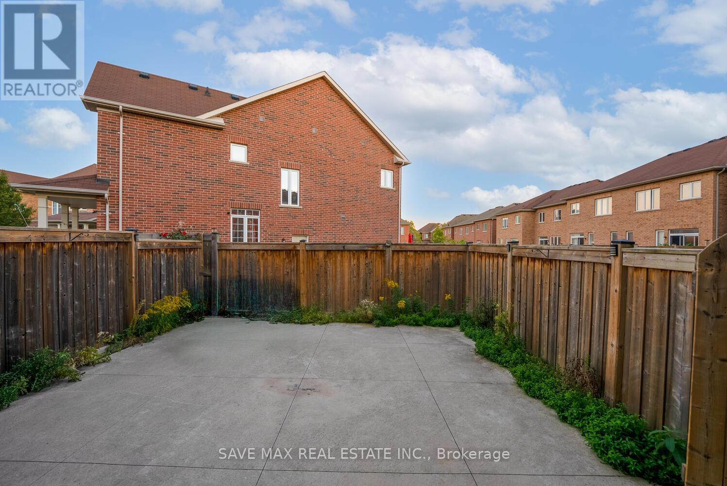 17 Primo Road, Brampton, Ontario  L7A 0Z9 - Photo 39 - W12493776