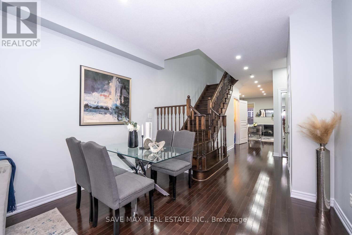 17 Primo Road, Brampton, Ontario  L7A 0Z9 - Photo 6 - W12493776