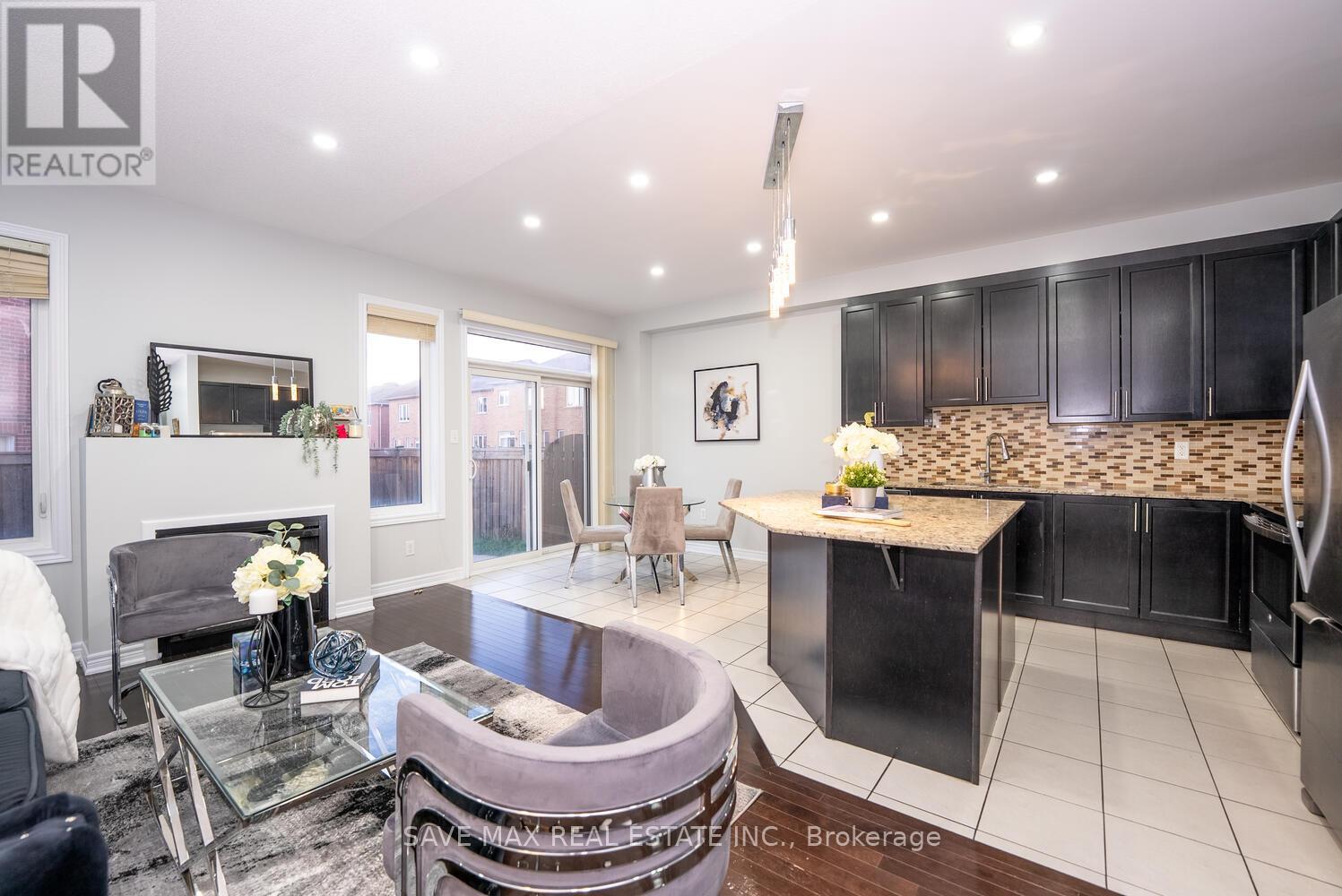 17 Primo Road, Brampton, Ontario  L7A 0Z9 - Photo 9 - W12493776