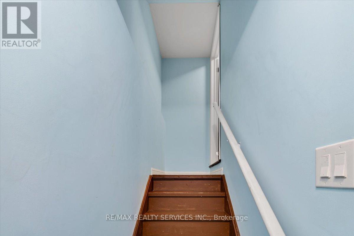 Bsmt - 524 Attenborough Terrace N, Milton, Ontario  L9T 8H5 - Photo 4 - W12493790