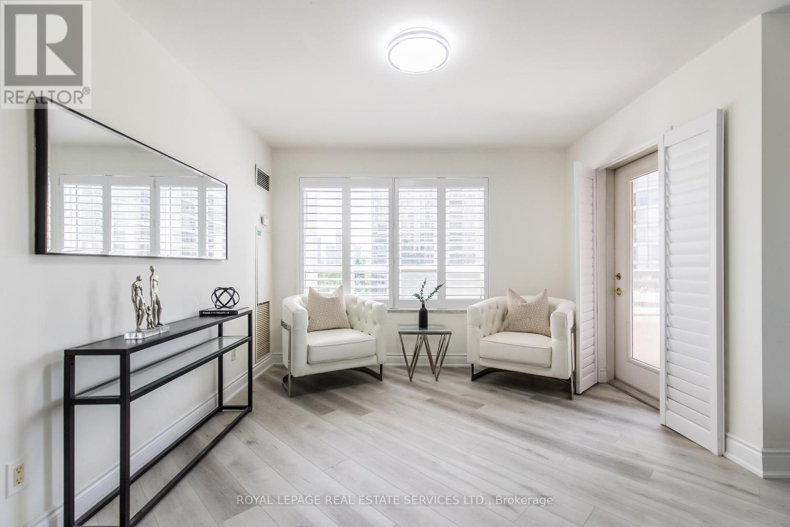 418 - 25 Kingsbridge Garden Circle, Mississauga, Ontario  L5R 4B1 - Photo 23 - W12493802