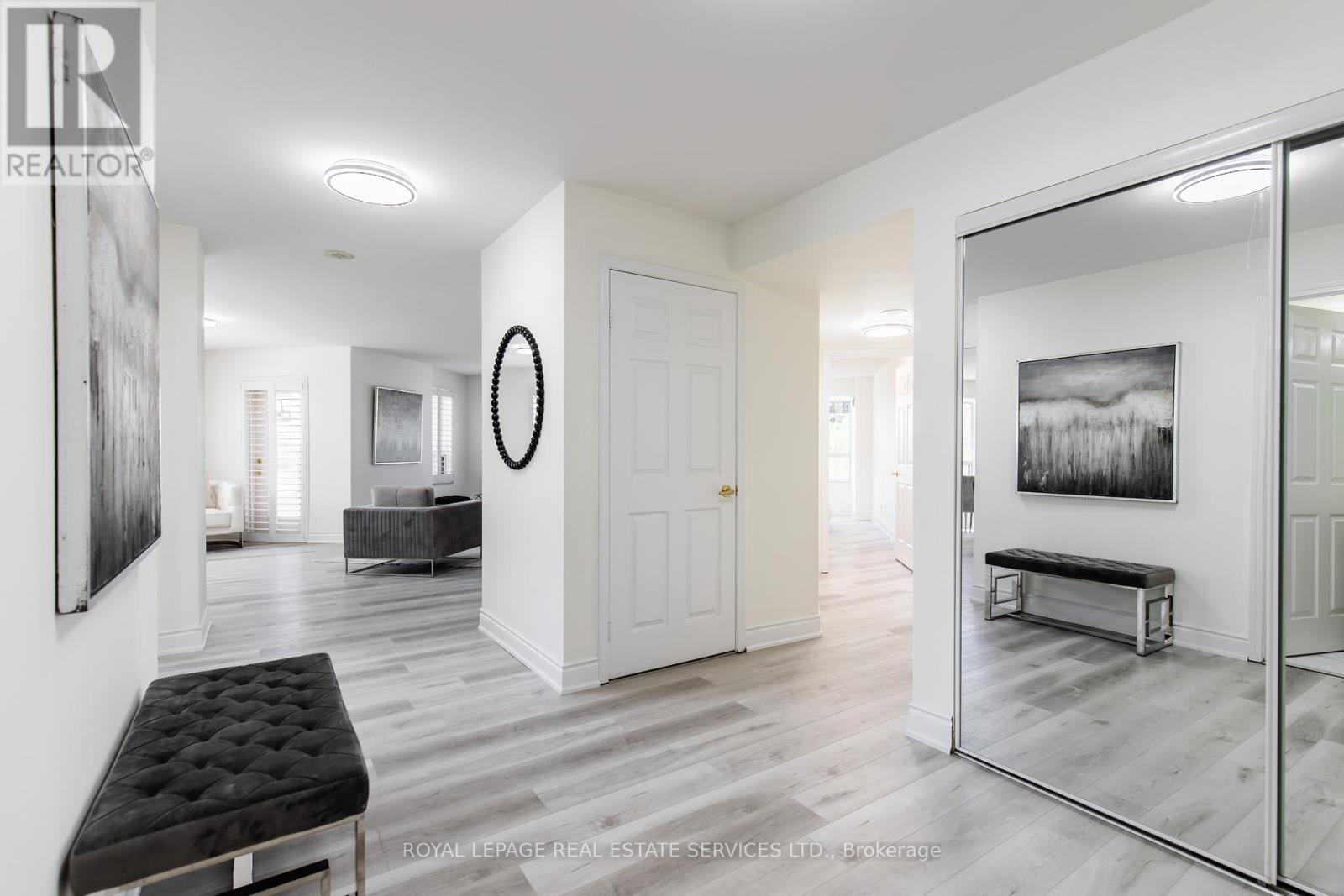 418 - 25 Kingsbridge Garden Circle, Mississauga, Ontario  L5R 4B1 - Photo 24 - W12493802