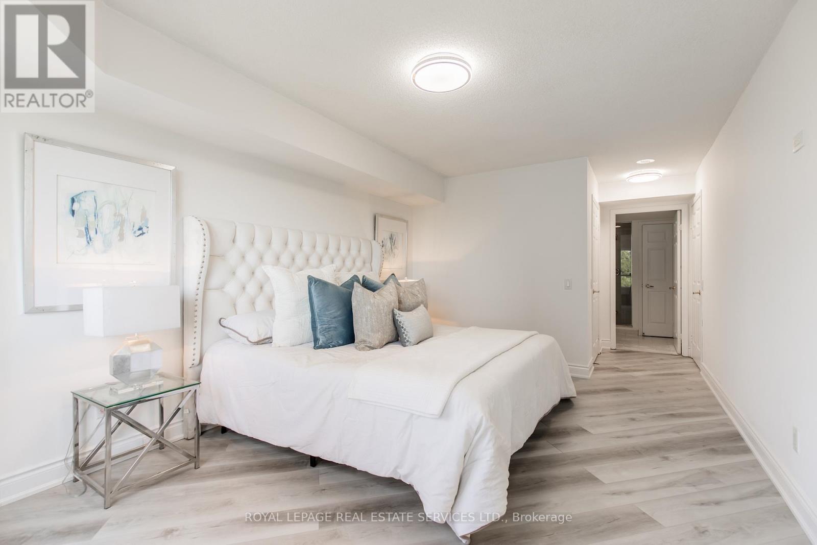 418 - 25 Kingsbridge Garden Circle, Mississauga, Ontario  L5R 4B1 - Photo 27 - W12493802