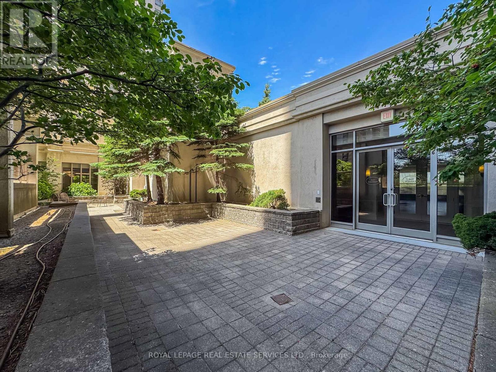 418 - 25 Kingsbridge Garden Circle, Mississauga, Ontario  L5R 4B1 - Photo 46 - W12493802