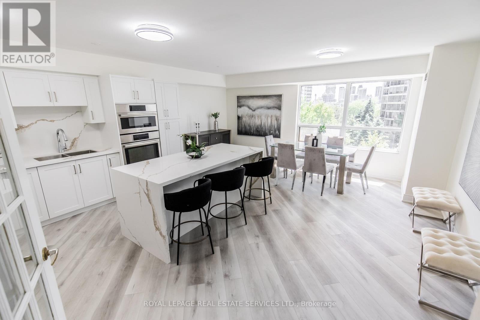 418 - 25 Kingsbridge Garden Circle, Mississauga, Ontario  L5R 4B1 - Photo 9 - W12493802