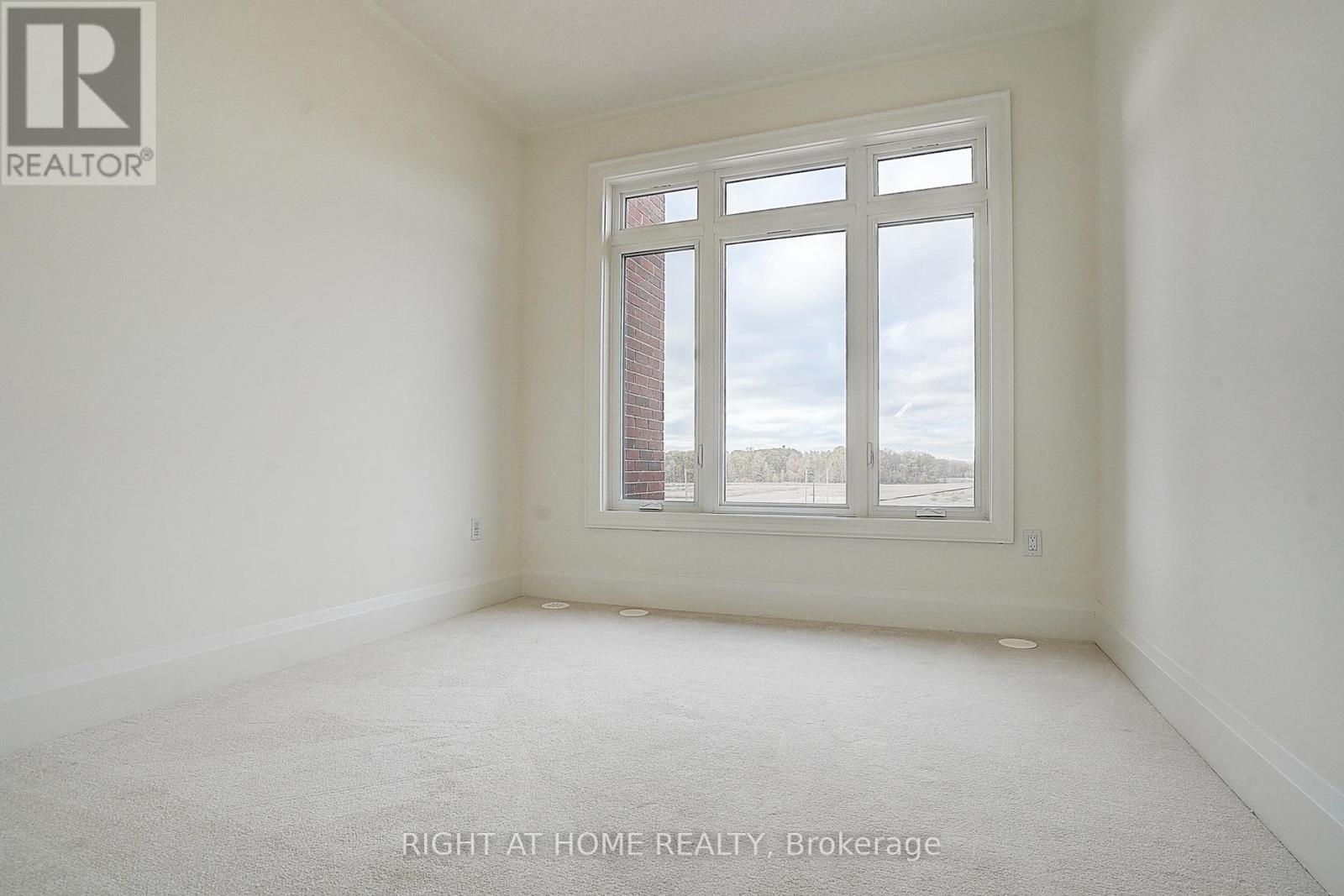 3295 Taha Gardens, Oakville, Ontario  L6M 5R9 - Photo 15 - W12493812