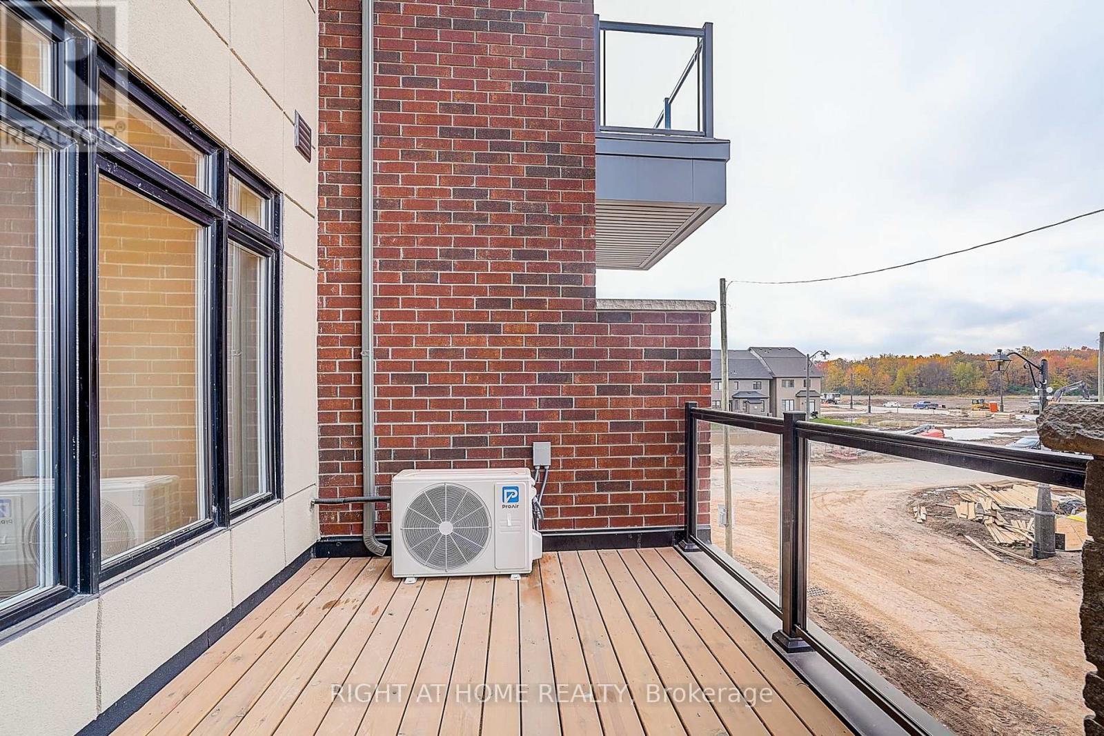 3295 Taha Gardens, Oakville, Ontario  L6M 5R9 - Photo 18 - W12493812