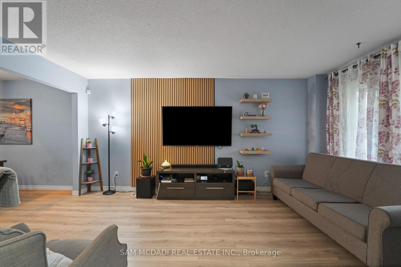 7262 Corrine Crescent, Mississauga, Ontario  L5N 5C1 - Photo 8 - W12493832