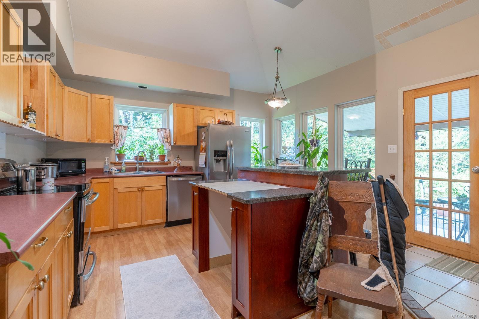 A 280 Binnacle Rd, Bamfield, British Columbia  V0R 1B0 - Photo 11 - 1018649