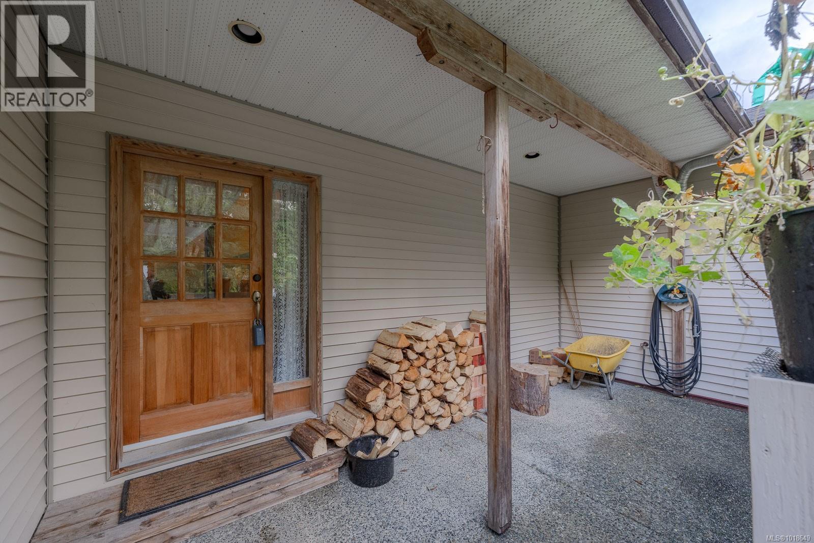 A 280 Binnacle Rd, Bamfield, British Columbia  V0R 1B0 - Photo 2 - 1018649