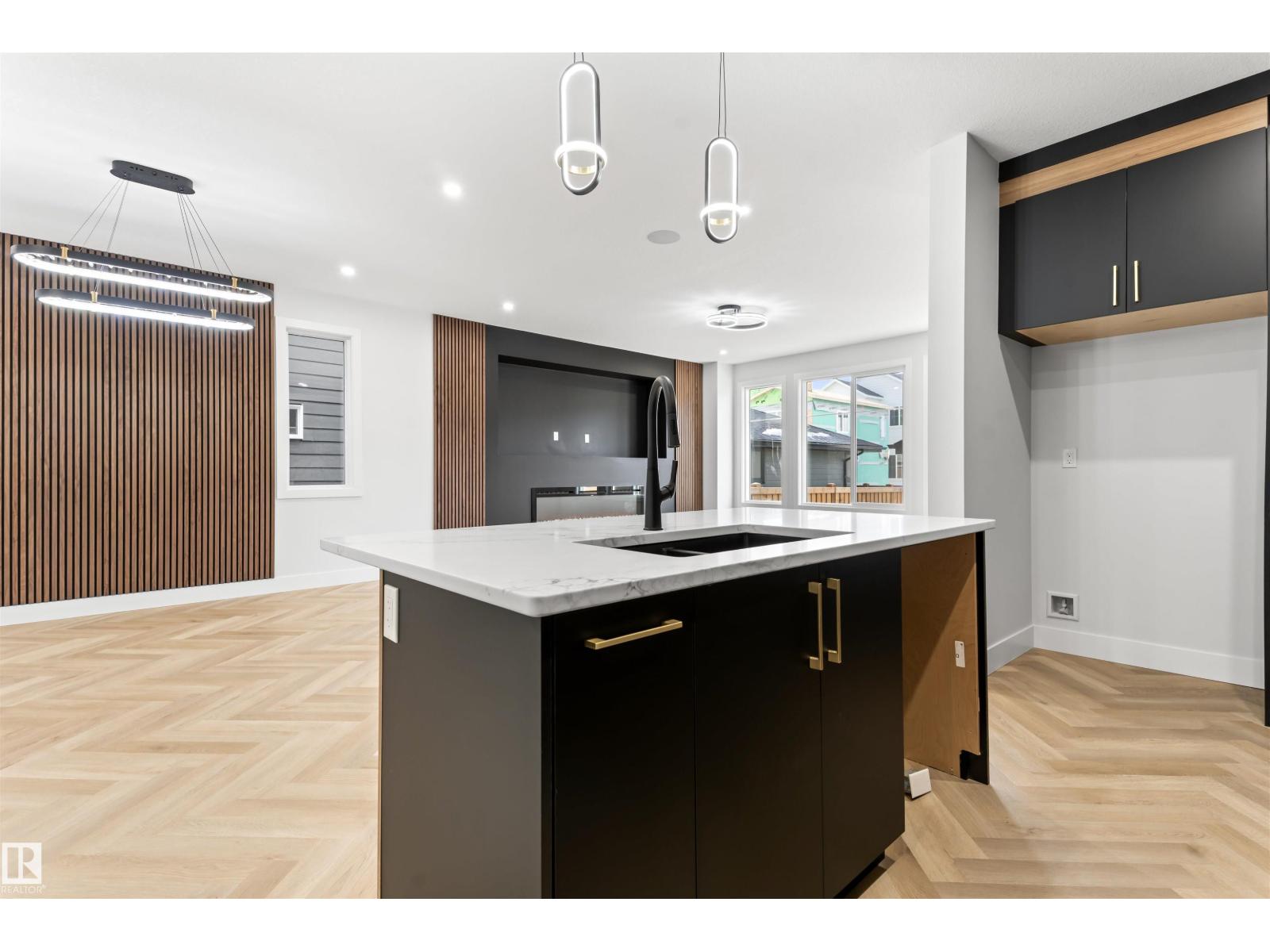 340 Roberts Wd, Leduc, Alberta  T9E 1P8 - Photo 14 - E4464114