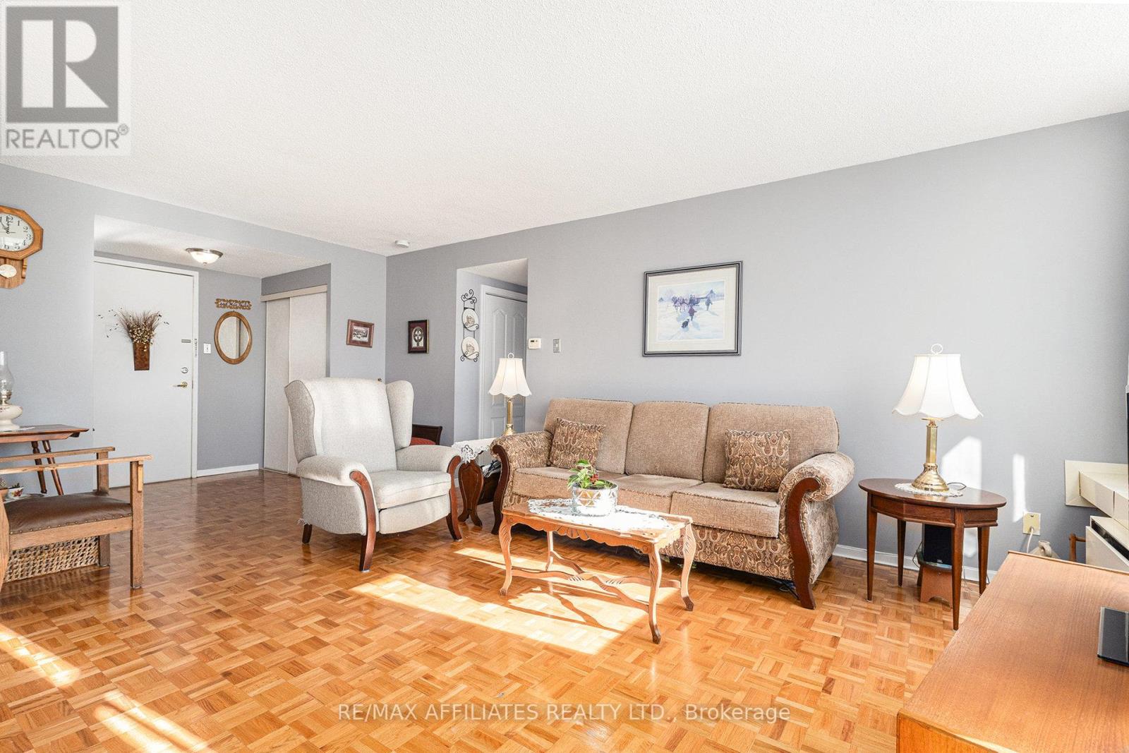 407 - 2760 Carousel Crescent, Ottawa, Ontario  K1T 2N4 - Photo 11 - X12493852