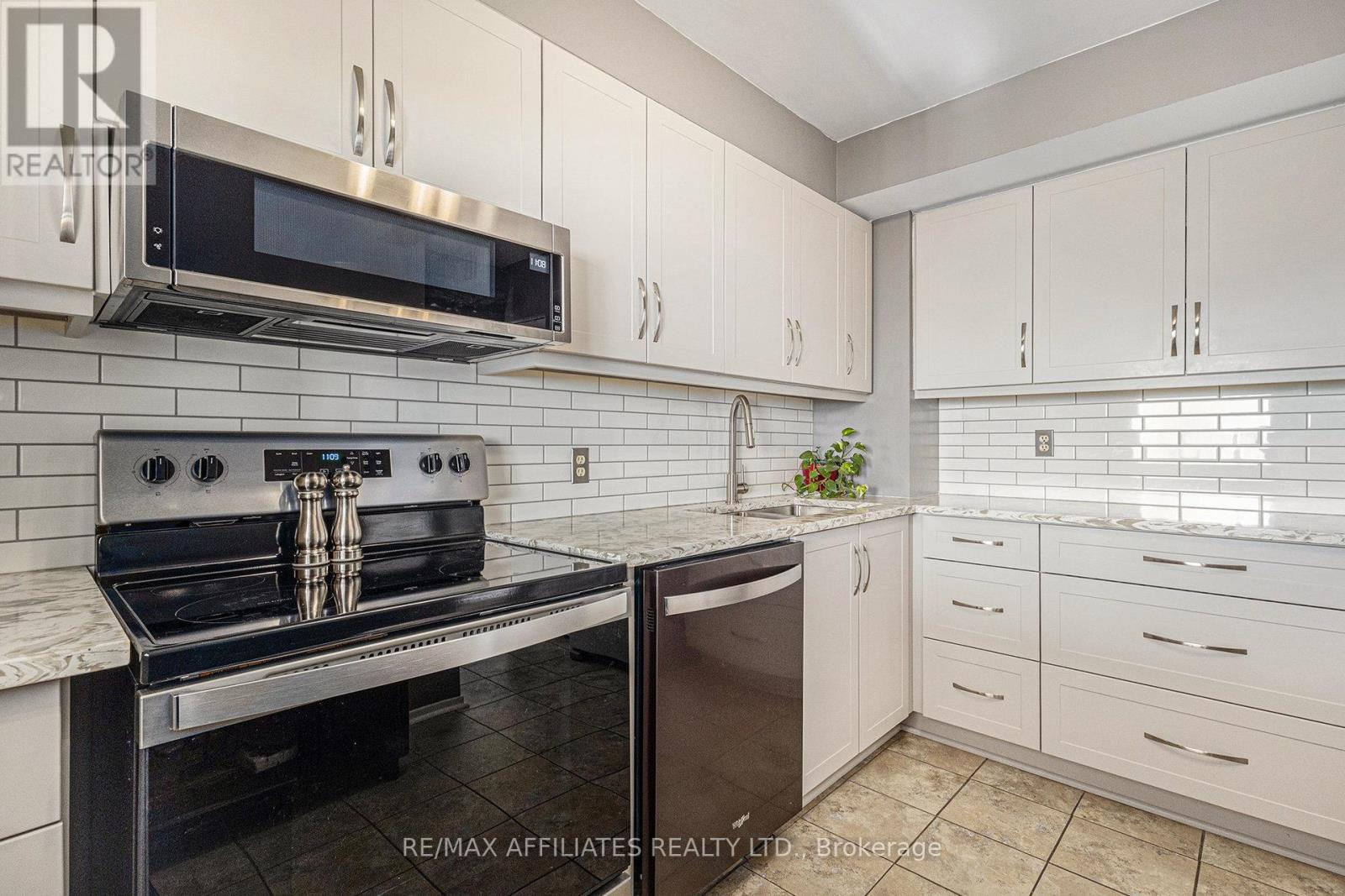 407 - 2760 Carousel Crescent, Ottawa, Ontario  K1T 2N4 - Photo 20 - X12493852