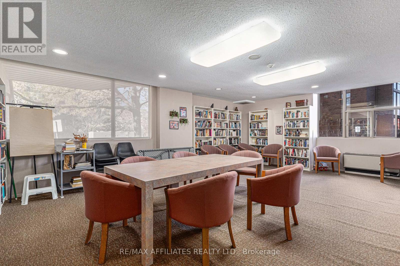 407 - 2760 Carousel Crescent, Ottawa, Ontario  K1T 2N4 - Photo 32 - X12493852