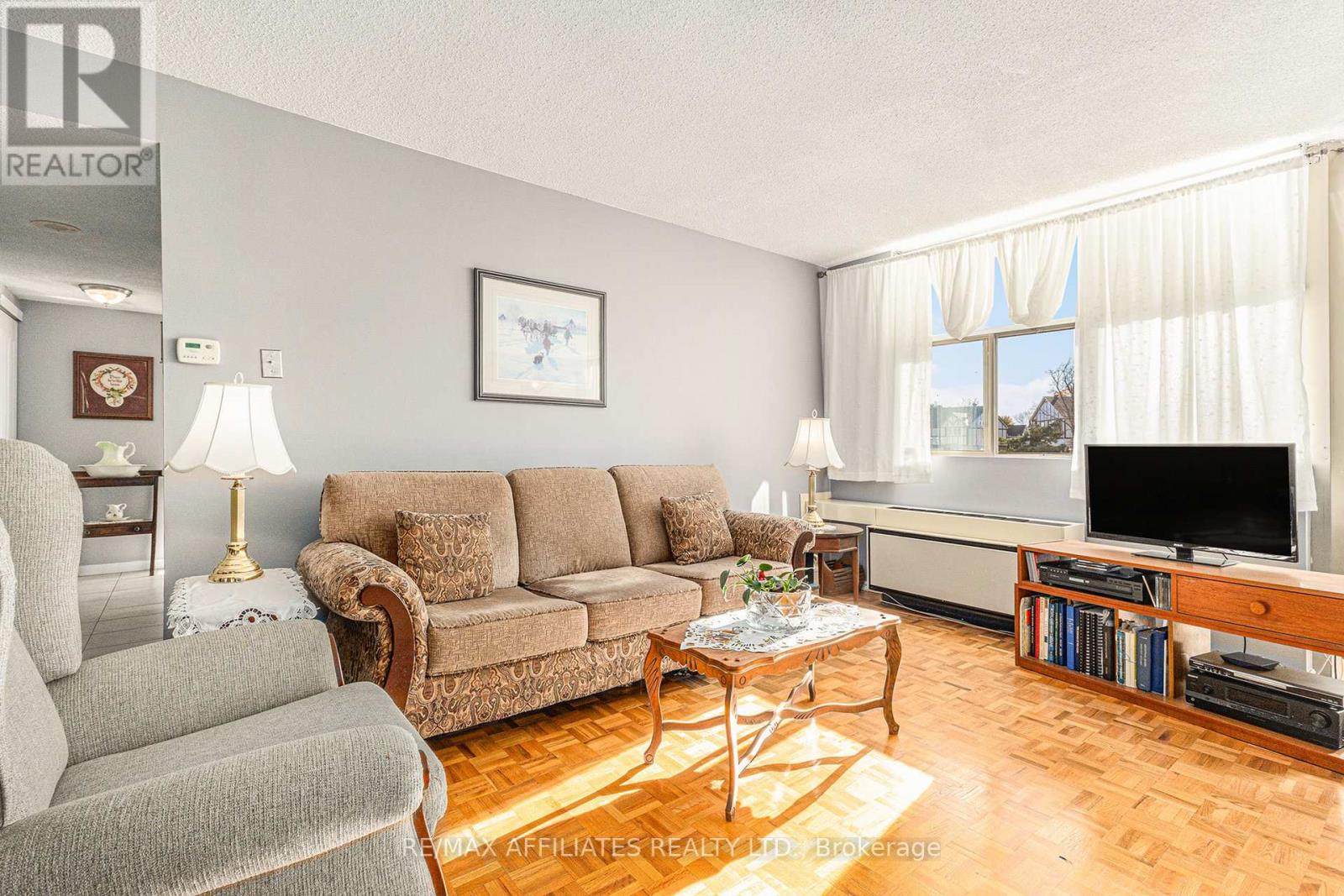 407 - 2760 Carousel Crescent, Ottawa, Ontario  K1T 2N4 - Photo 9 - X12493852