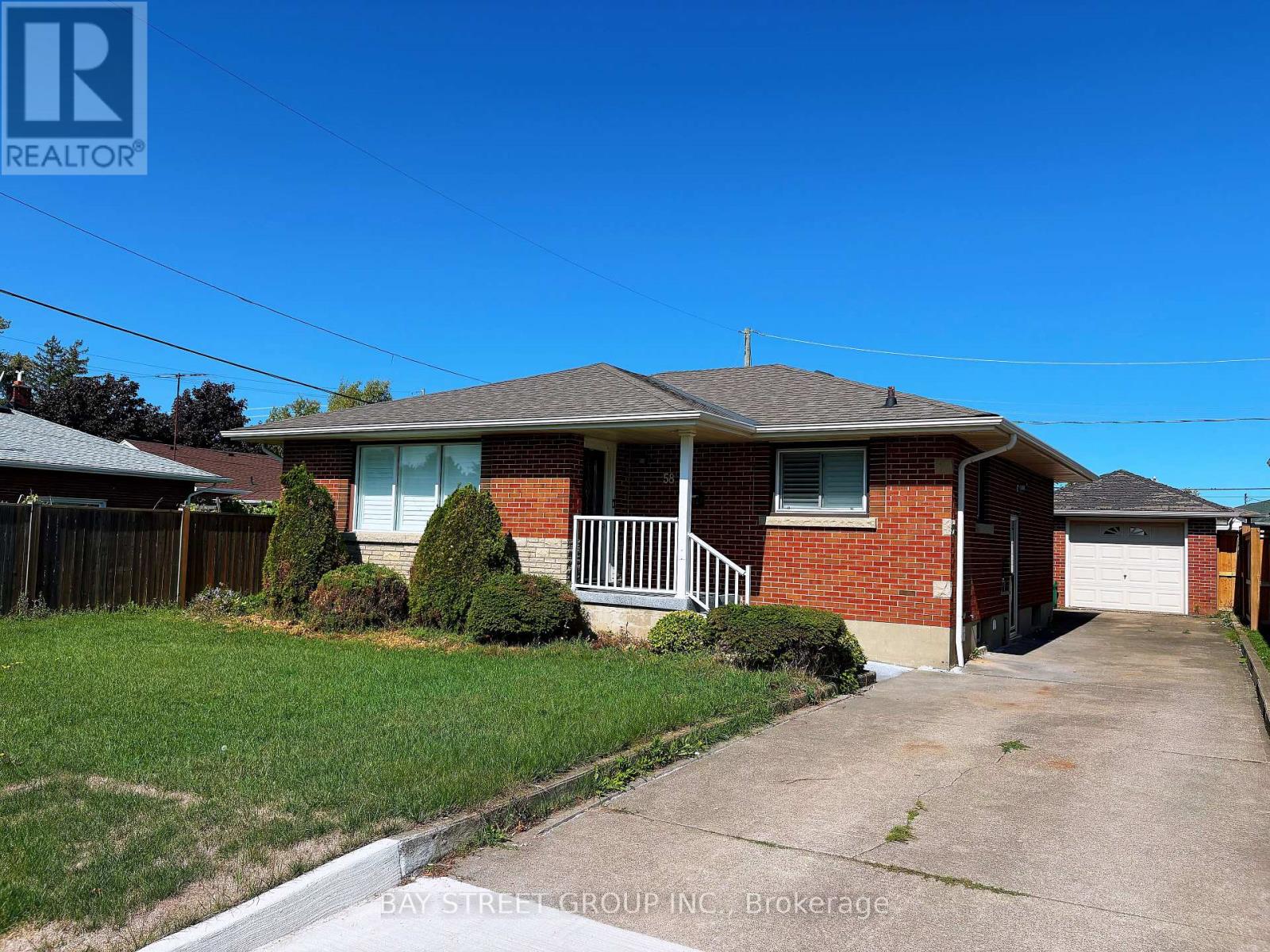 58 Broderick Avenue, Thorold, Ontario  L2V 2J1 - Photo 2 - X12493908