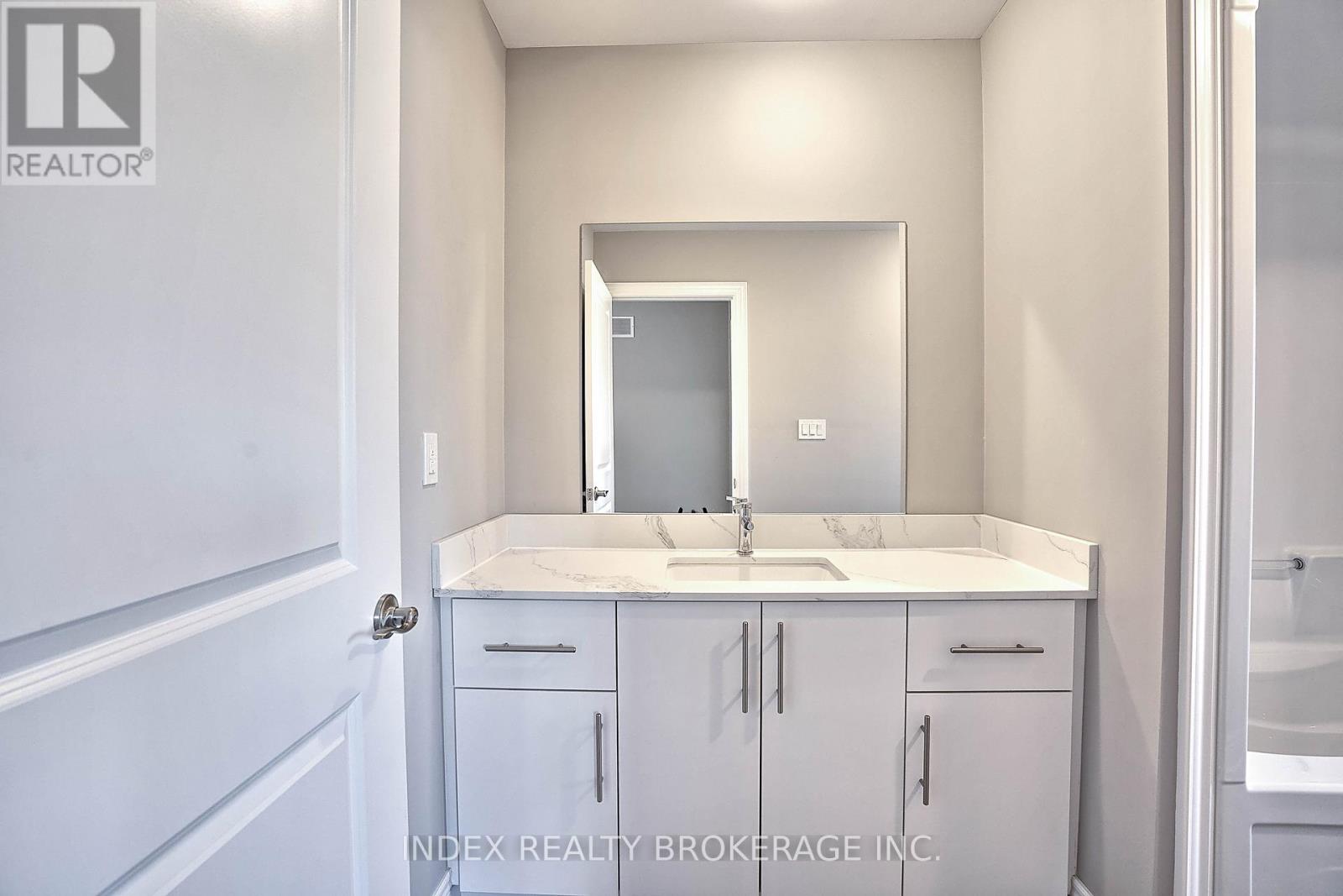 3109 Riselay Avenue, Fort Erie, Ontario  L0S 1N0 - Photo 11 - X12493830