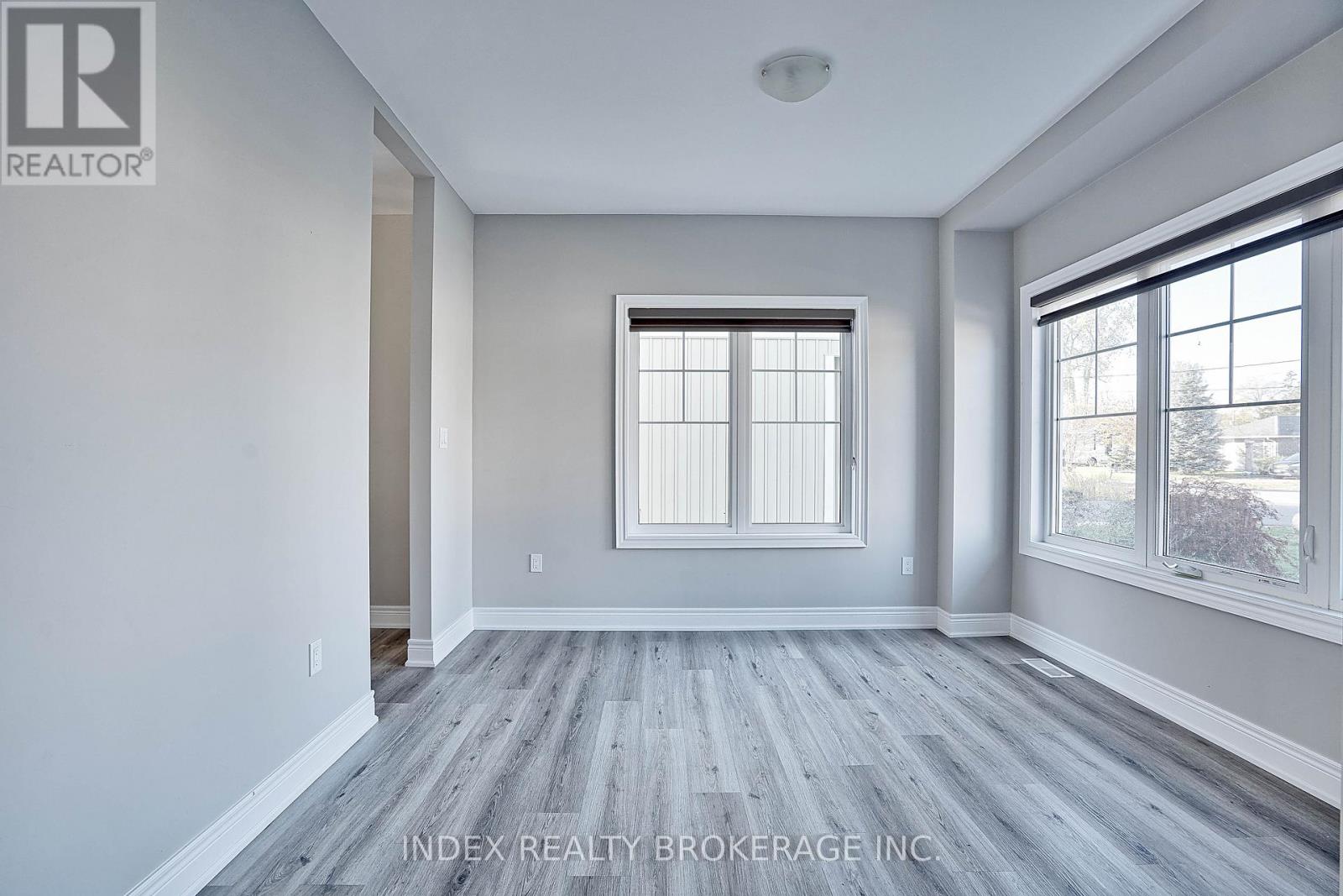 3109 Riselay Avenue, Fort Erie, Ontario  L0S 1N0 - Photo 36 - X12493830