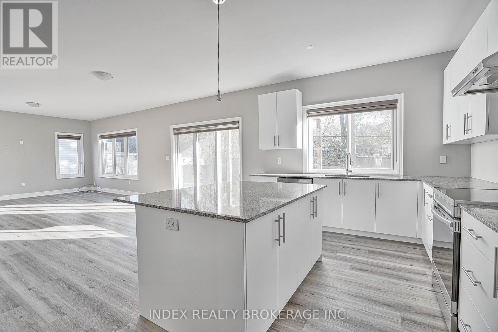 3109 Riselay Avenue, Fort Erie, Ontario  L0S 1N0 - Photo 42 - X12493830