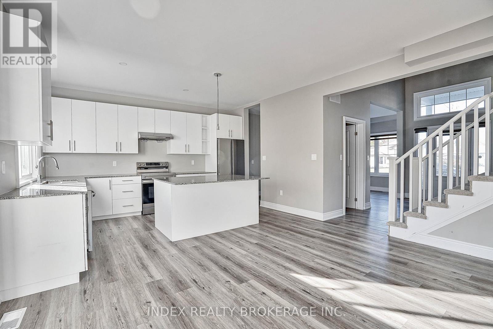 3109 Riselay Avenue, Fort Erie, Ontario  L0S 1N0 - Photo 7 - X12493830