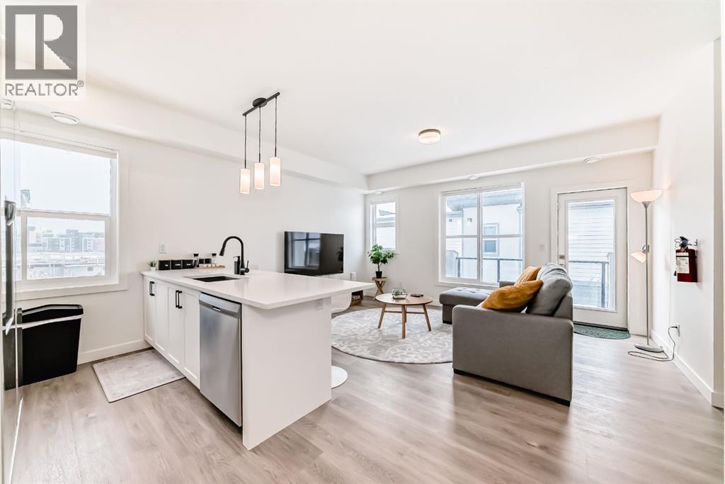 129, 2117 81 Street Sw, Calgary, Alberta  T3H 6H5 - Photo 3 - A2231062