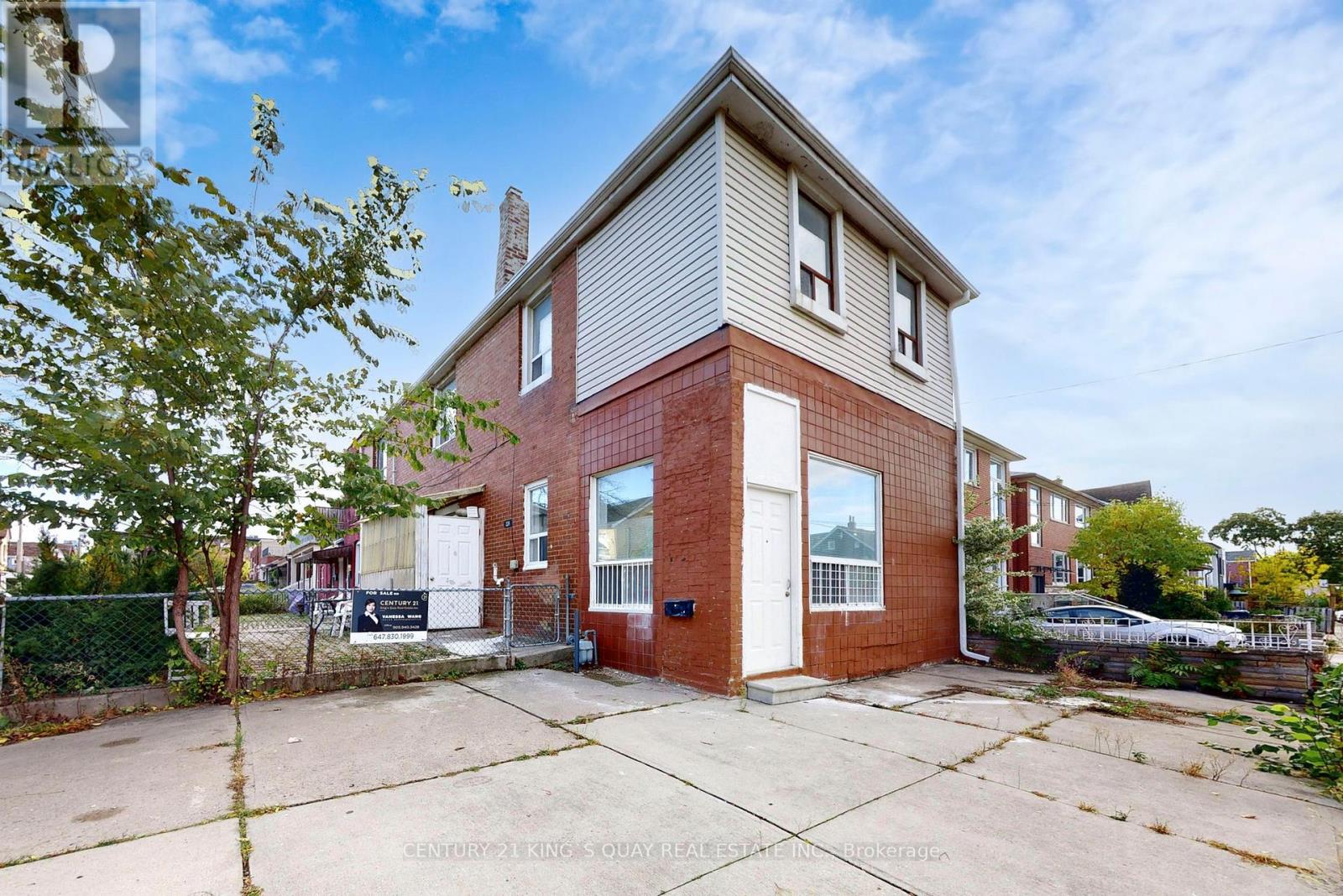 229 Bellwoods Avenue, Toronto, Ontario  M6J 2R2 - Photo 46 - C12489202