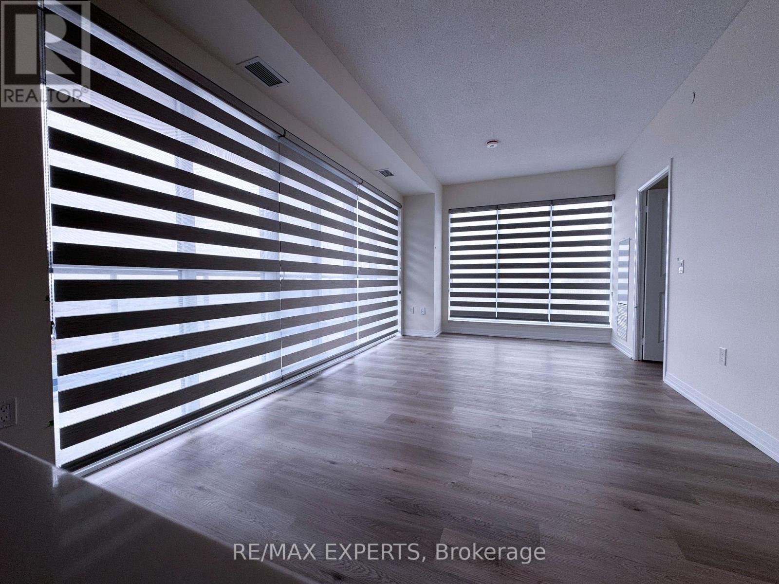 2701 - 15 Watergarden Drive, Mississauga, Ontario L5R 0H4 - Photo 15 - W12465017