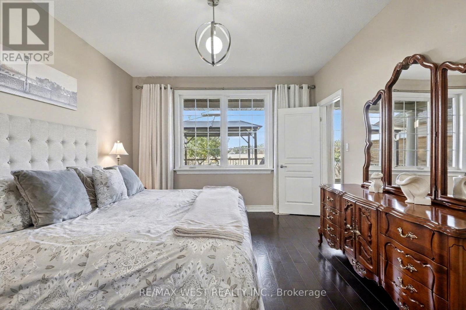 58 Forestview Court, West Lincoln, Ontario  L0R 2A0 - Photo 6 - X12492242