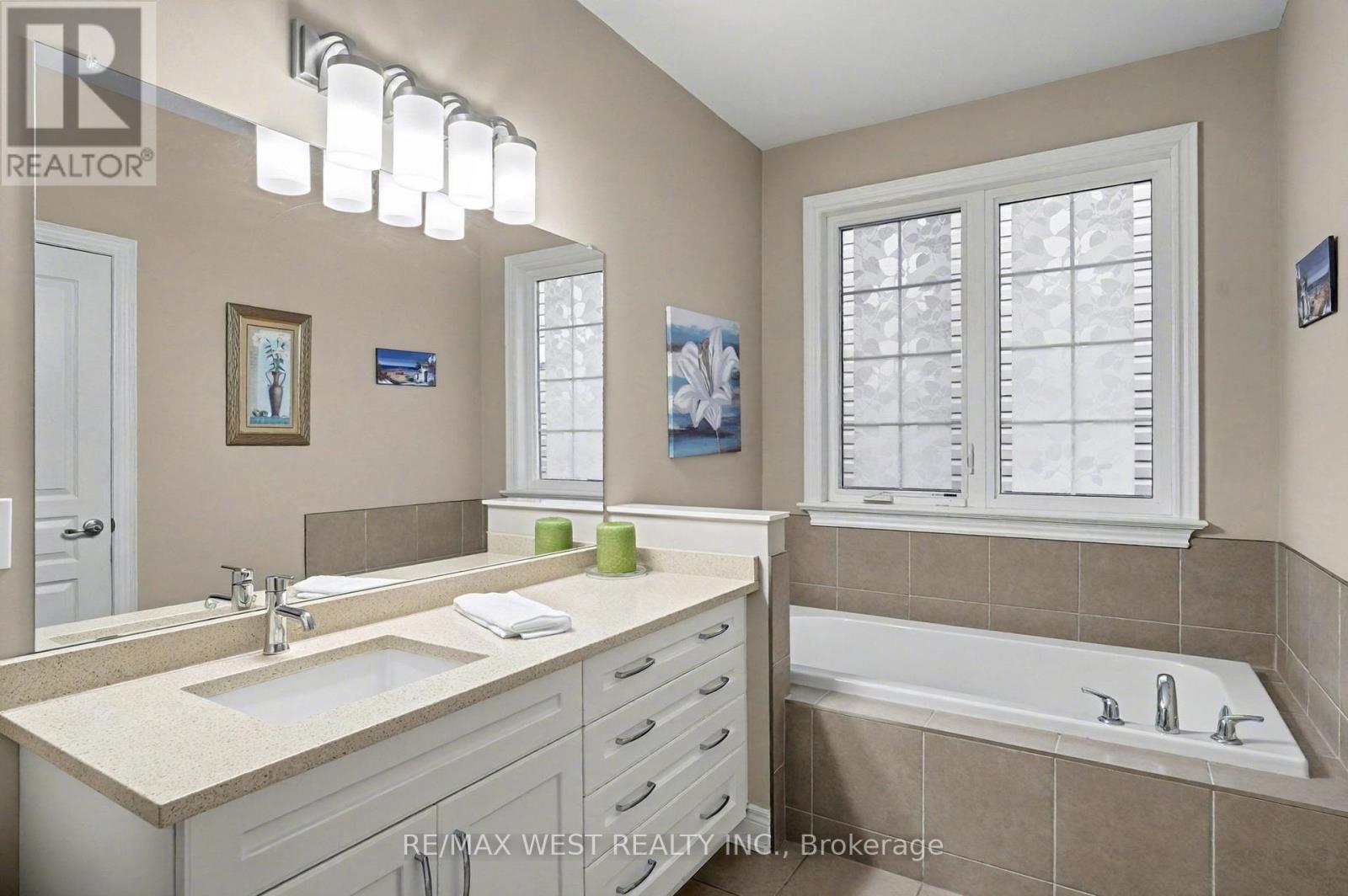 58 Forestview Court, West Lincoln, Ontario  L0R 2A0 - Photo 7 - X12492242