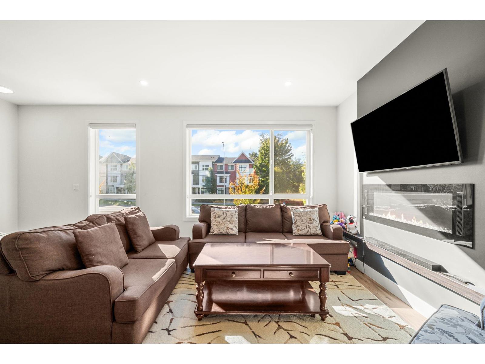 5 27640 Lantern Avenue, Abbotsford, British Columbia  V4X 1M3 - Photo 3 - R3062310