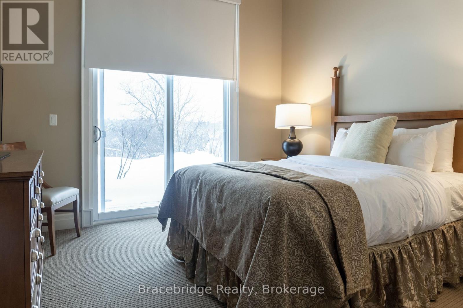 1869 Muskoka Rd 118 W Highway, Muskoka Lakes, Ontario  P1L 1W9 - Photo 14 - X12493890