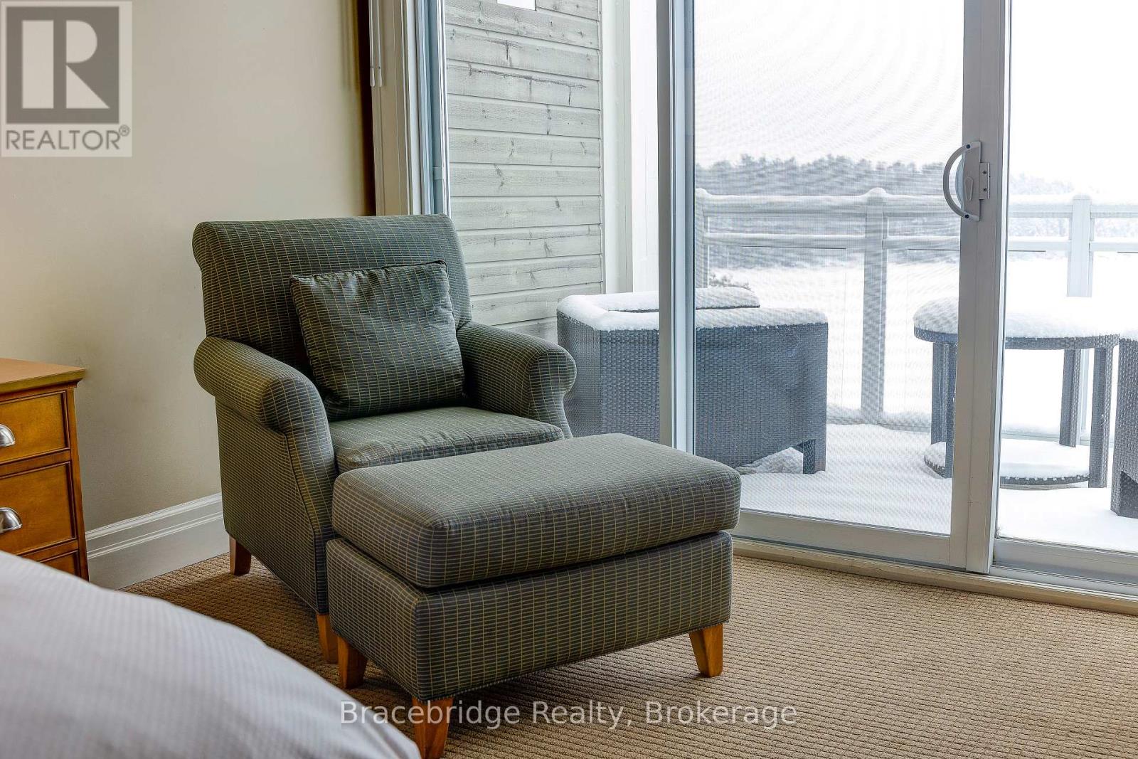 1869 Muskoka Rd 118 W Highway, Muskoka Lakes, Ontario  P1L 1W9 - Photo 3 - X12493890