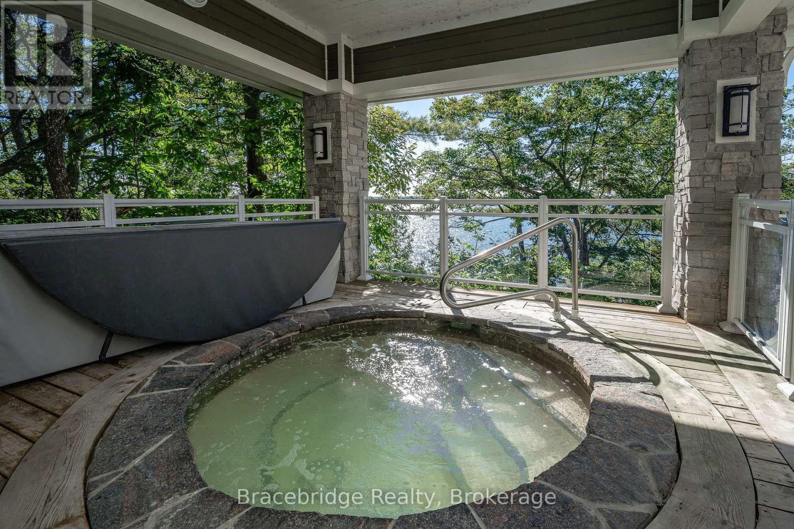 1869 Muskoka Rd 118 W Highway, Muskoka Lakes, Ontario  P1L 1W9 - Photo 37 - X12493890