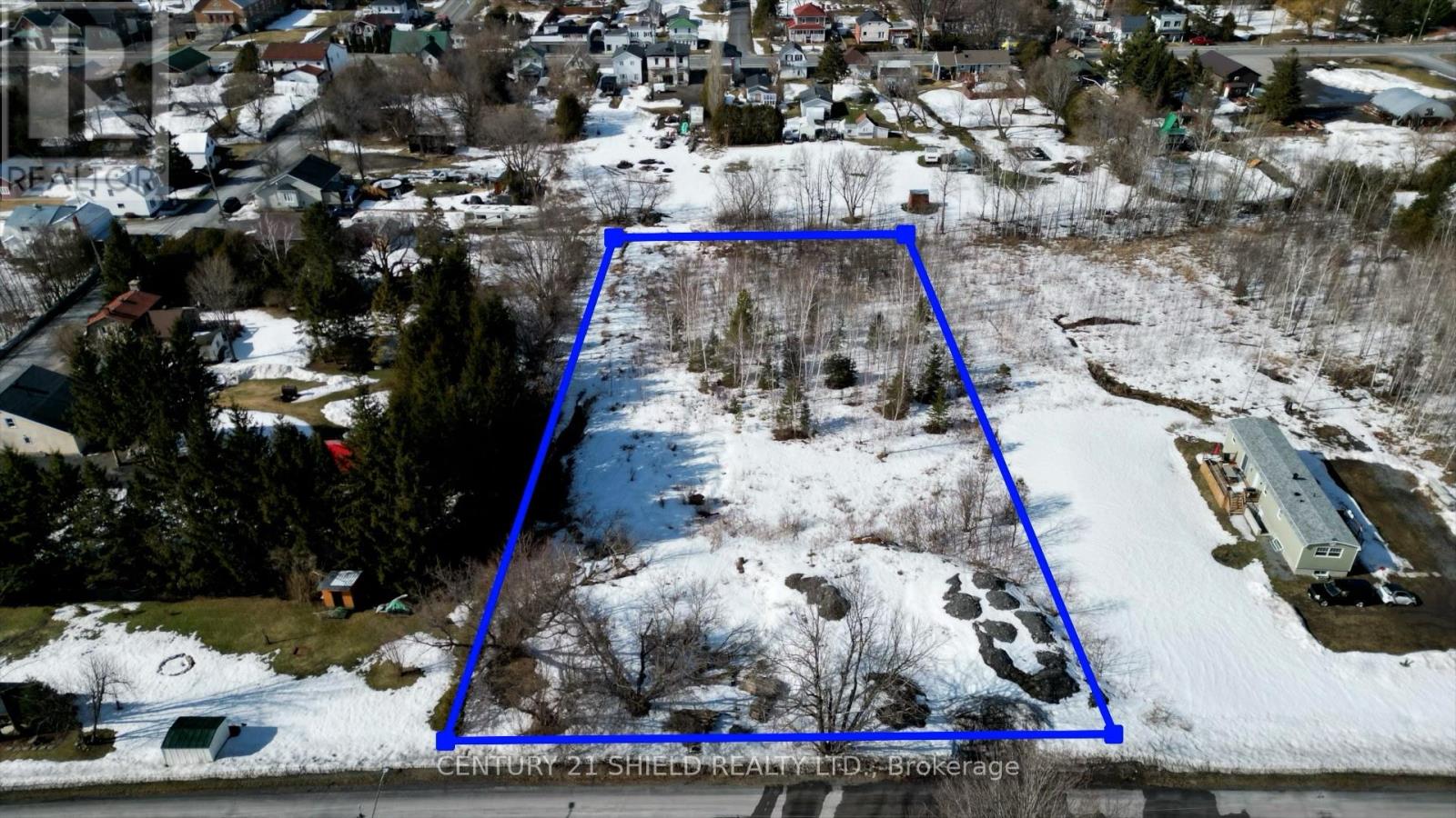 21963 Sauve Street, North Glengarry, Ontario  K0B 1H0 - Photo 2 - X12493936