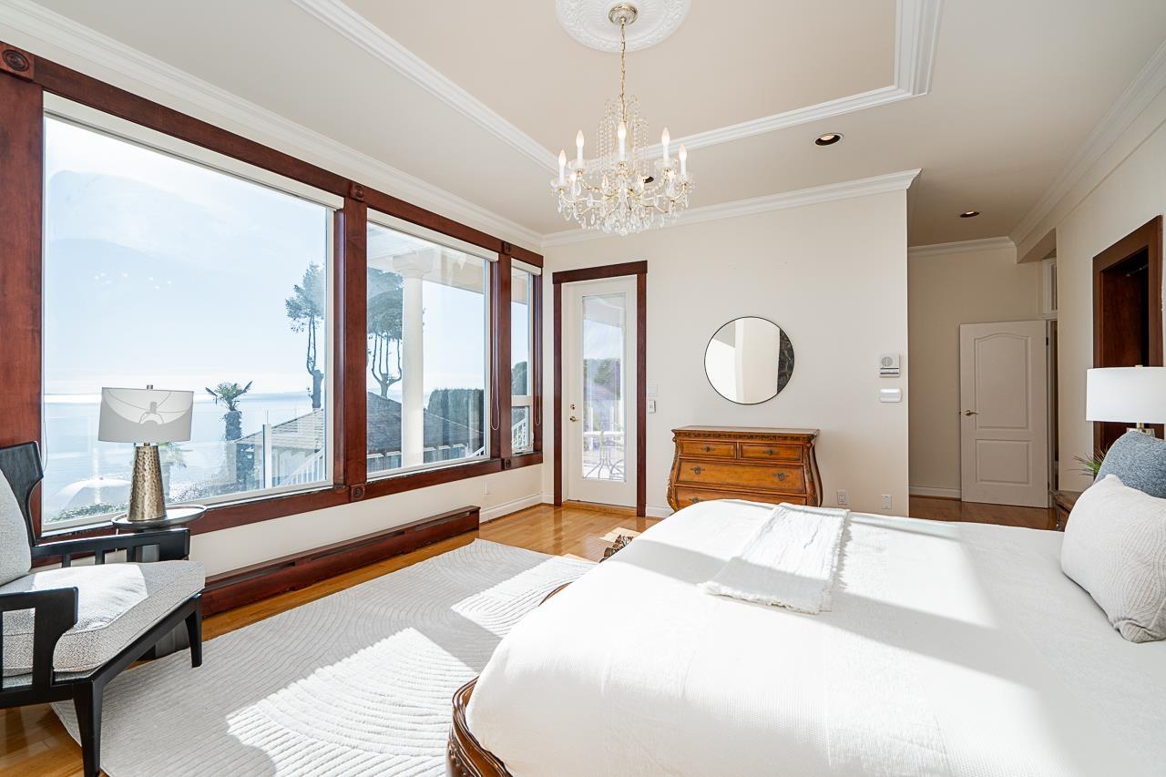 13158 13 Avenue, Surrey, British Columbia  V4A 1B8 - Photo 12 - R3063492