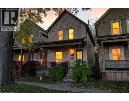 30 MARS Avenue, hamilton, Ontario